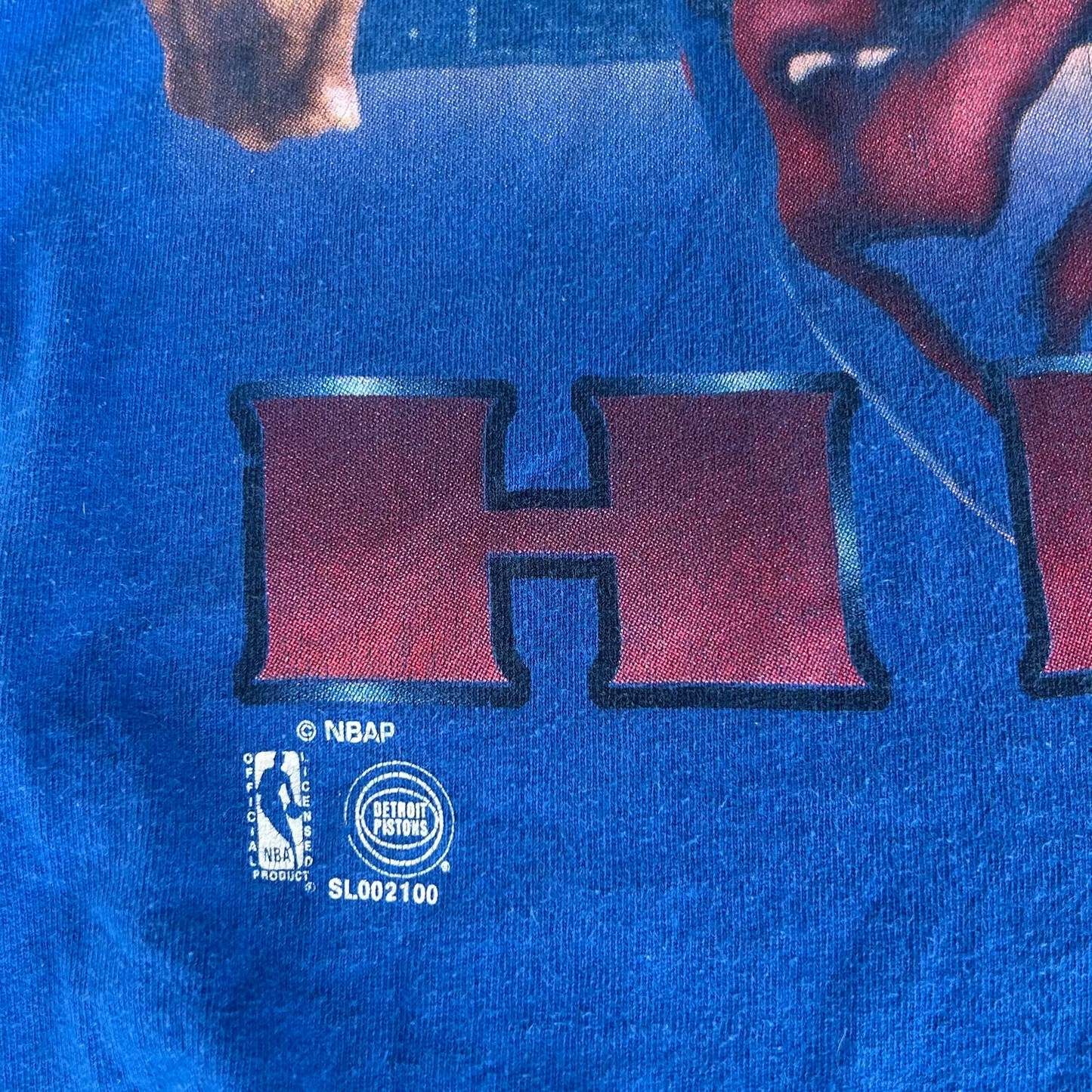 Vintage 90's Grant Hill Detroit Pistons NBA T-Shirt