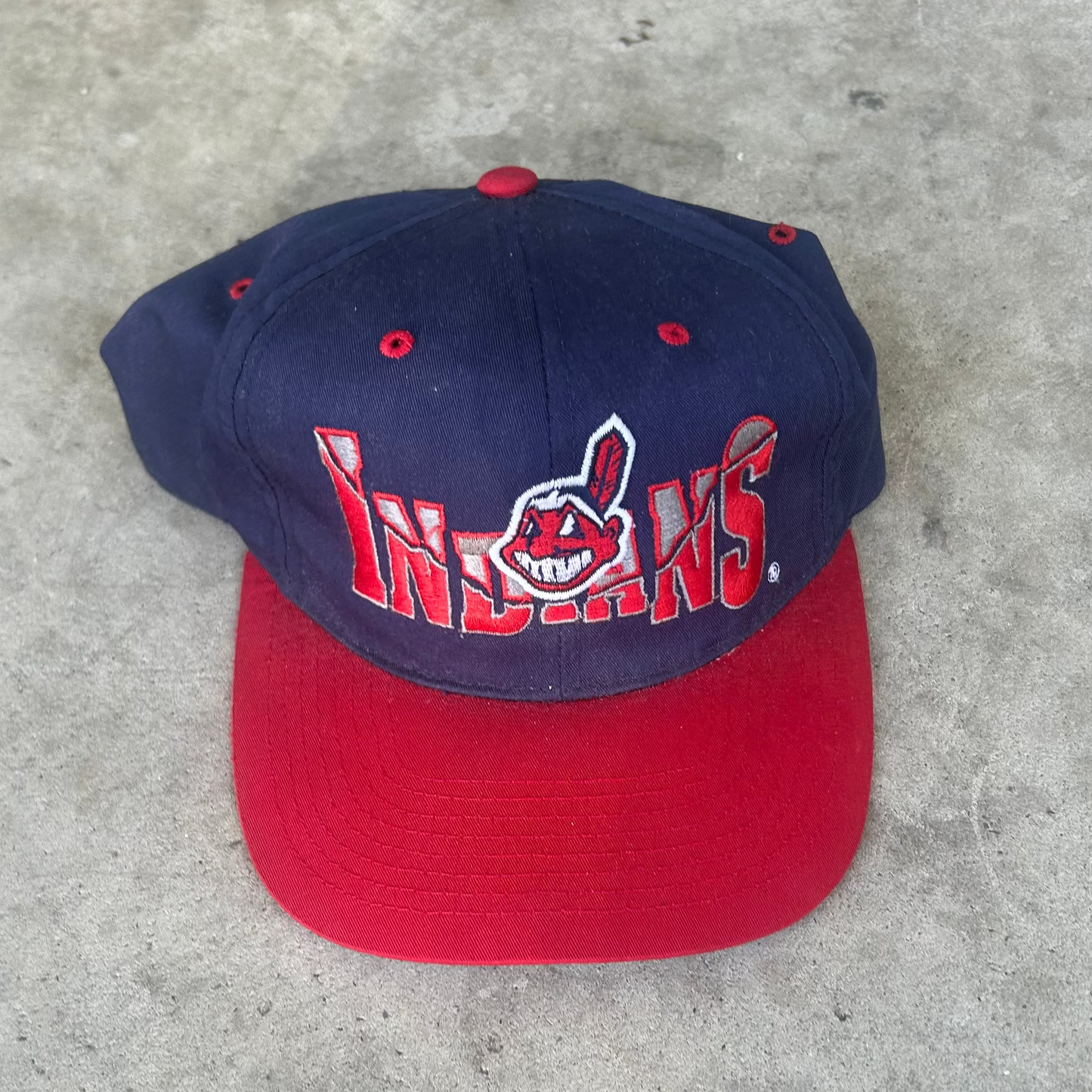 Vintage 90's Cleveland Indians Snapback Hat